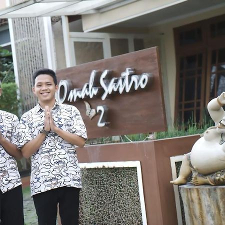 Omah Sastro 2 Hotel Yogyakarta Bagian luar foto